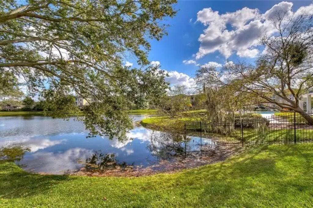 Lakeview Condo In Gated Community Tampa Luaran gambar